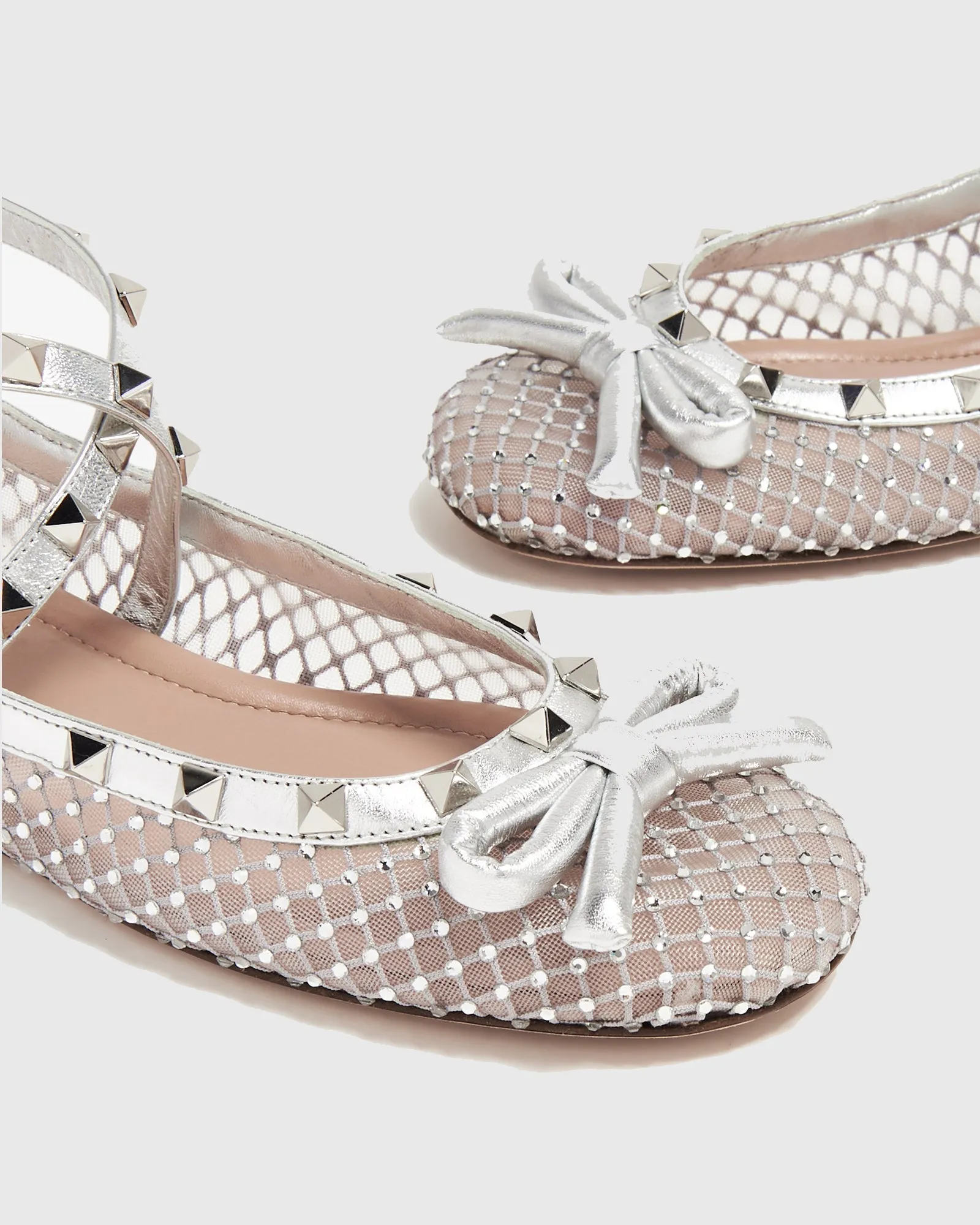Edda Bow Embellished Mesh Ballet Flats In White