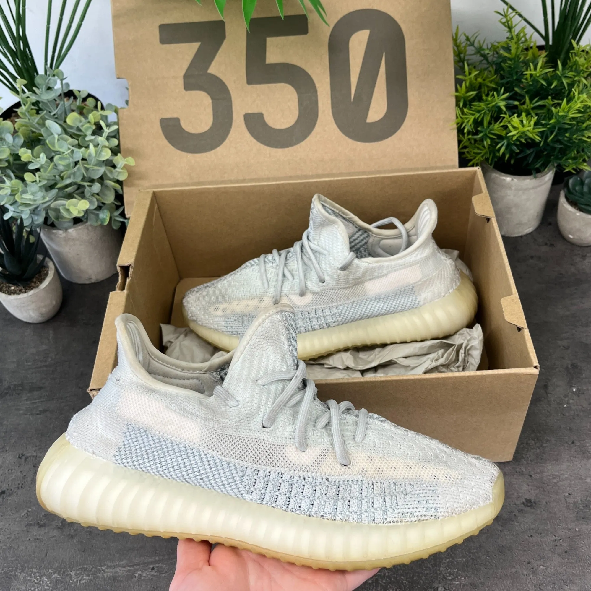 Men's Boost 350 V2 Low Trainers Blue Size EU 39.5 / UK 5.5