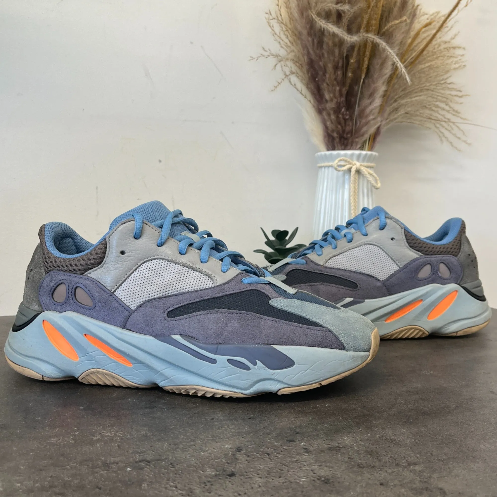 Men's Boost 700 Low Trainers Blue Size EU 43 / UK 9