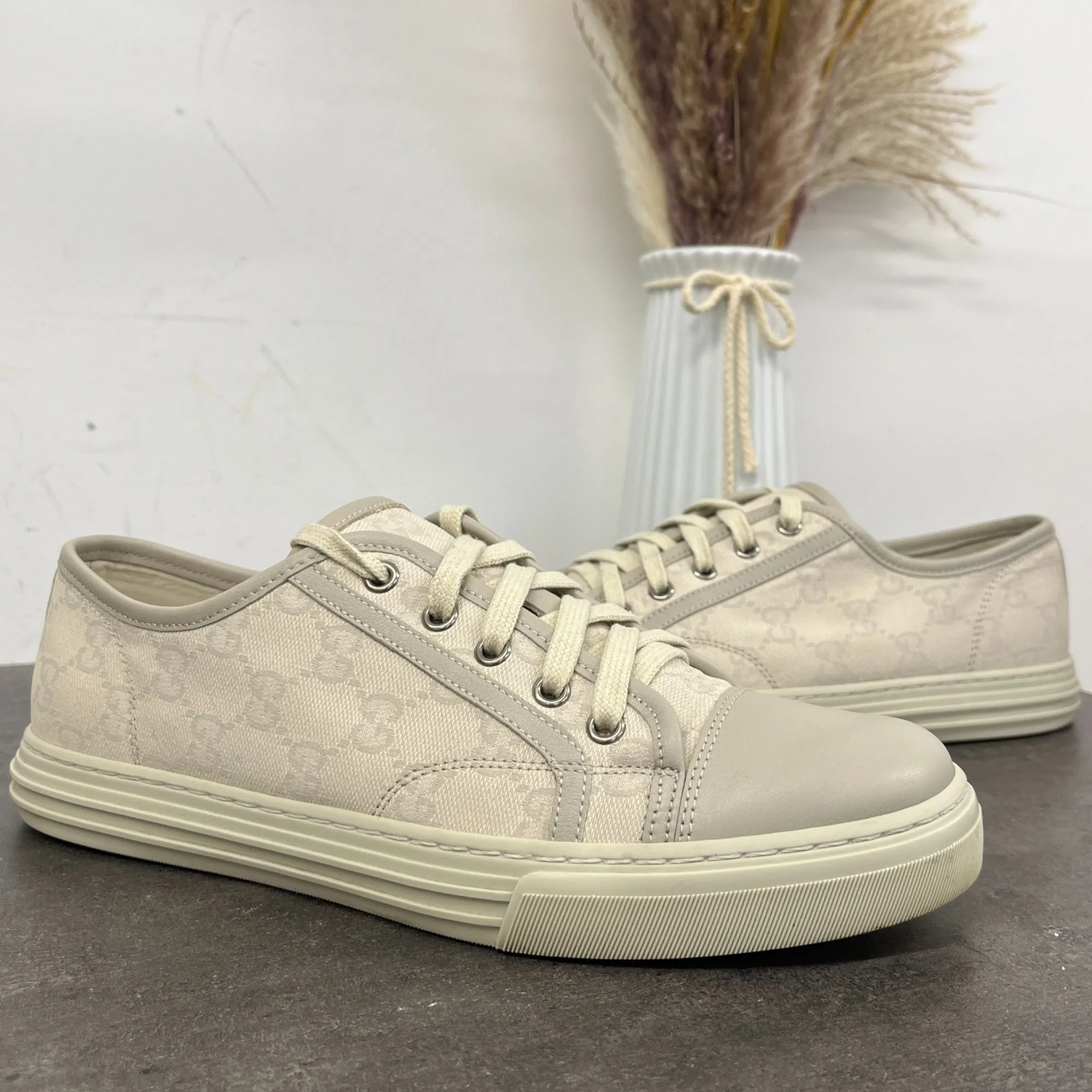 Men's Gg Supreme Low Trainers Cream Size EU 40 / UK 6