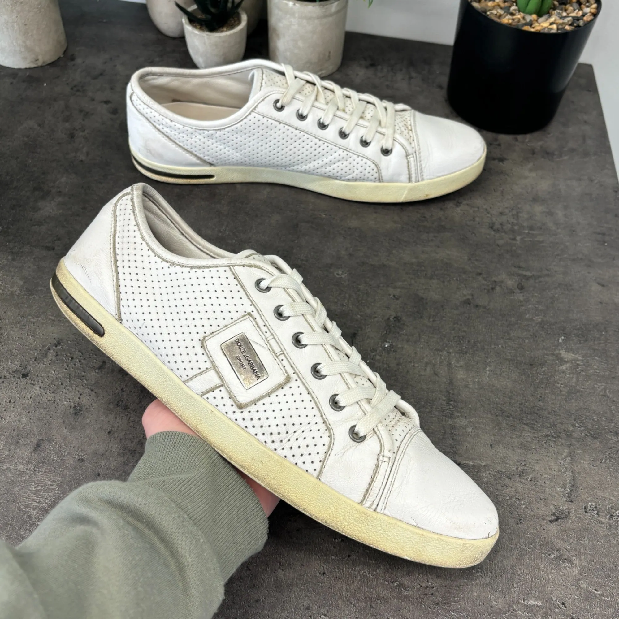 Men's Plaque Logo Low Trainers White Size EU 43 / UK 9