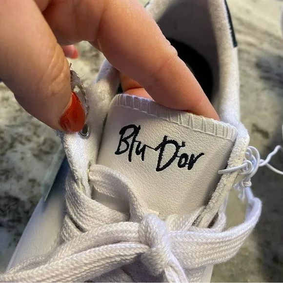 NWT Blu Dor White Sneakers Size 8.5