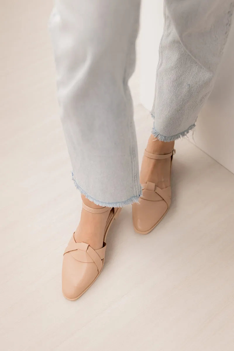 River Weaved Flats in Nude