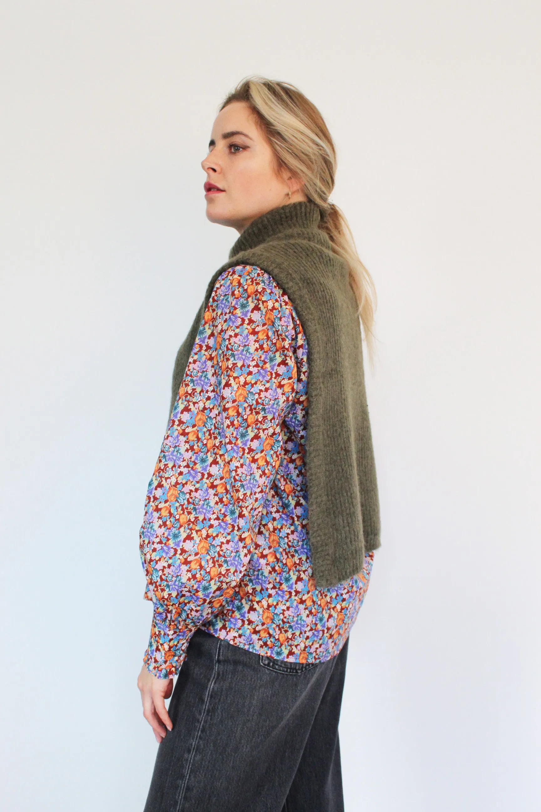 SLF Linna Mia Knit Bib in Kalamata