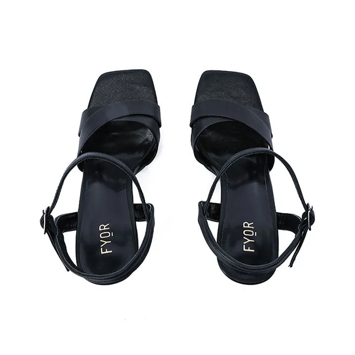 Wrap Strap Mule HL 209